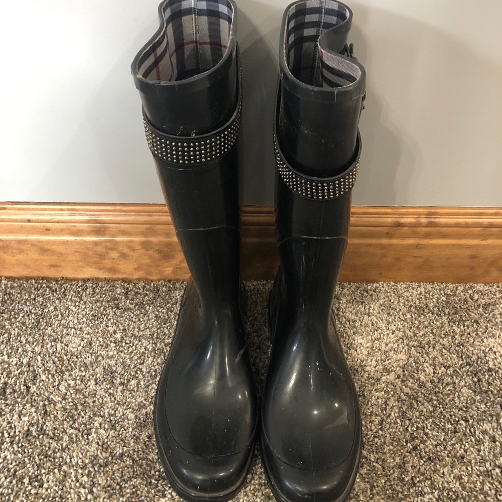 Black Burberry Rain Boots